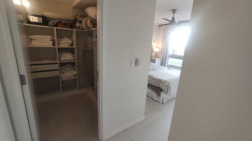 Dueño Vende Ocean Drive Piso Alto Con Sol