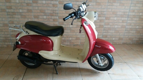 Imagem 2 de 9 de Vespa Lambretta Shin 2012