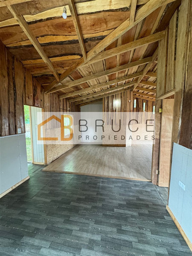 Casa En Arriendo De 2 Dorm. En Lanco