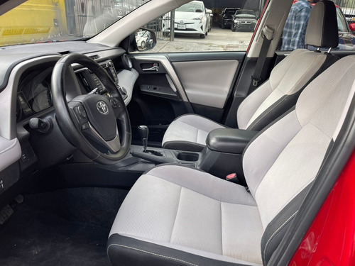 Imagen 10 de 15 de Toyota Rav4 Xle 2017