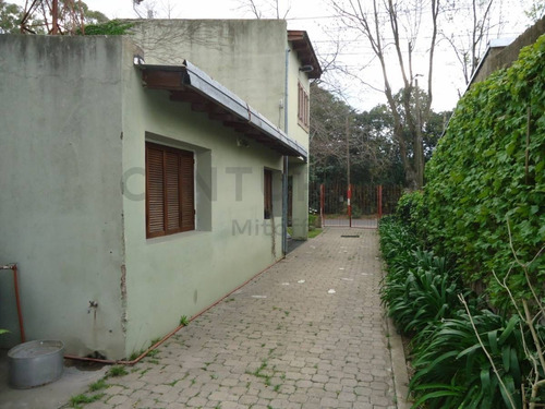 Imagen 5 de 30 de Casa En Venta De 4 Dormitorios En City Bell - La Plata Calle 467 E/ 27 Y 28