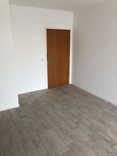 Imagen 3 de 25 de Venta 4 Ambientes - Coghlan - Conde 2800