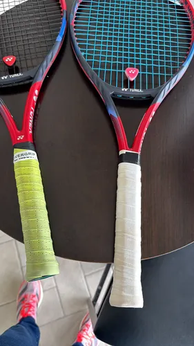 YONEX VCORE 98 プロストック Par De Raquetes Pro Stock Yonex Vcore 98 | Frete grátis