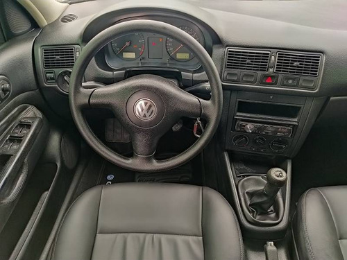 Volkswagen Golf 2.0 8v