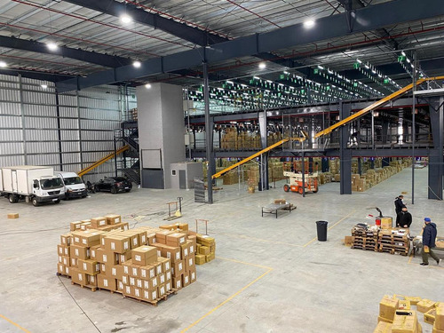 Imagen 12 de 19 de Centro Logístico - Centro De Distribución