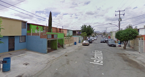 Casa En Remate Bancario En Tecnologico Juarez A 5 Minutos Del Aeropuerto De Cd Juarez Adquierela Con Un 35% De Descuento Sk15