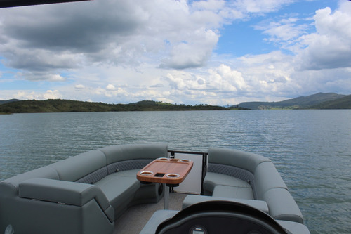 Lancha Ventura Pontoon 250 Zero V-cat Solara Fluvimar Vcat