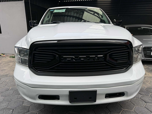 Dodge Ram 1500 Crew Cab Slt V8 4x4 2022