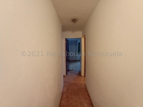 Imagen 4 de 30 de Casa En Venta En El Oeste De Barquisimeto Lara 0.4.2.4.5.9.3.7.5.4.2 Rent-a-house Centro Occidente Mls Código: 22-12384