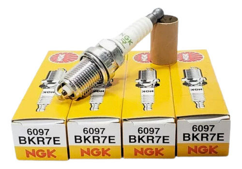 Kit 4 Bujias Ngk Bkr7e Fria P/ Fiat Strada 2013 2014 2015