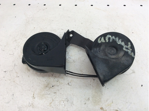 Par Bocinas Claxon Nissan Armada Mod 04-14 Original