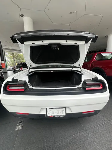 Dodge Challenger 6.2 Srt Hellc At
