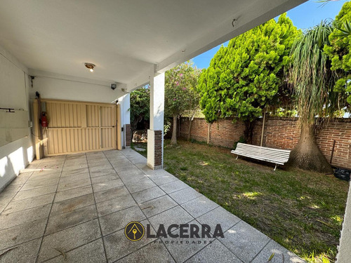 Casa En Venta 4 Amb En Zona San Andres, Villa Maipu