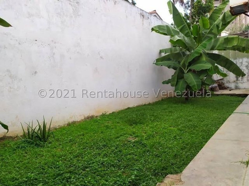 Imagen 15 de 17 de Freddy Camacaro Rentahouse, Casa Quinta En Venta En Los Nísperos 22-10335