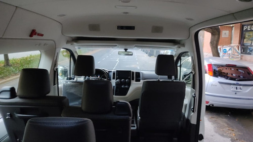Toyota Hiace 2.8 Hdi 14 Asientos At
