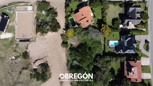 Imagen 3 de 13 de Lote En Venta Frente Al Mar En Pinamar En Oportunidad