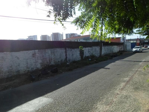 Terreno Para Alugar Na Cidade De Fortaleza-ce - L12733