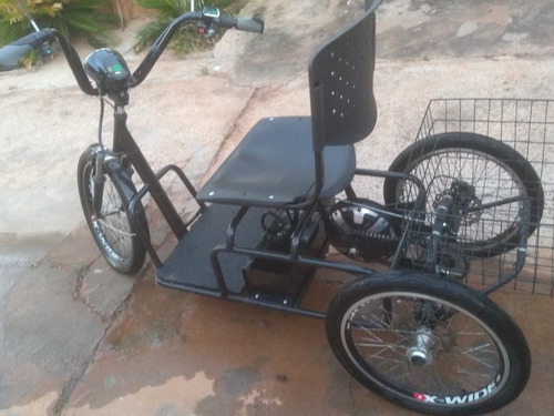 Triciclo Elétrico