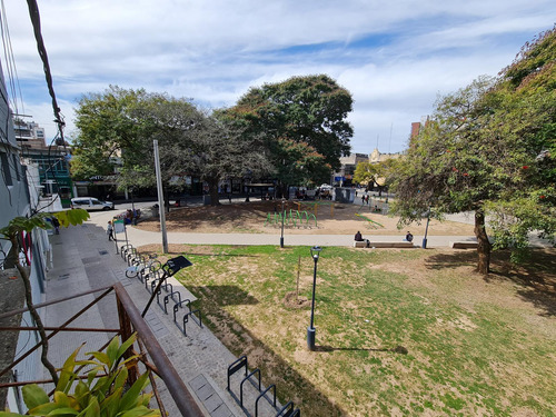 Frente A Plaza Del Soldado 14 Metros De Frente Y Terreno 334 M2