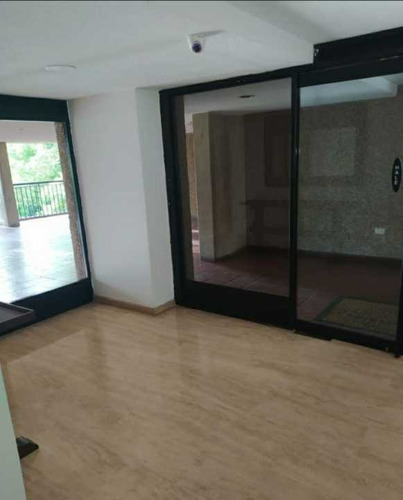 Imagen 7 de 9 de 8376 Se Vende Apto 98m2 3h/2b/1p Las Esmeraldas