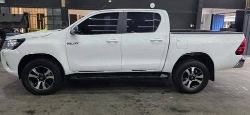 Toyota Hilux 2.4l