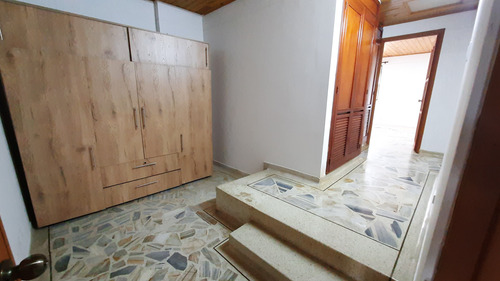 Se Alquila Casa Campestre En La Buitrera