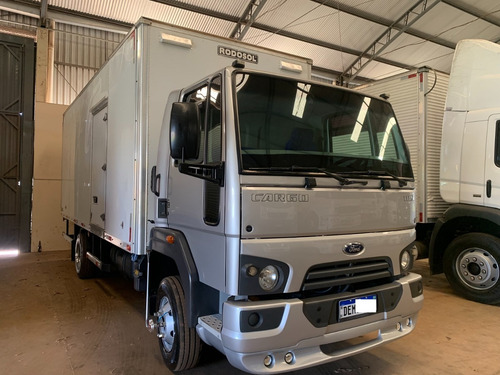 Imagem 2 de 12 de Ford Cargo 1119 2019