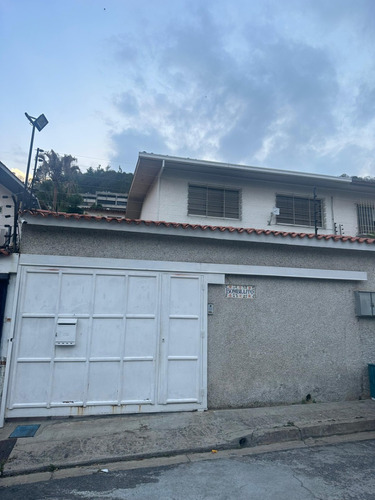 Venta/casa/alto Prado/207m2/4h+e/2b+1s/2pe