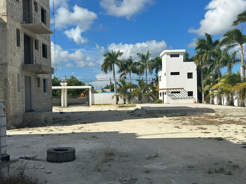 For Sale Solar Con 40 Apartamentos En Mejora En Veron Bavaro Con Solar De 5mil Metros