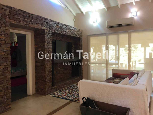 Imagen 13 de 30 de Venta Casa 4 Amb. C/ Pileta, Fogón Y Parrilla Villa Udaondo