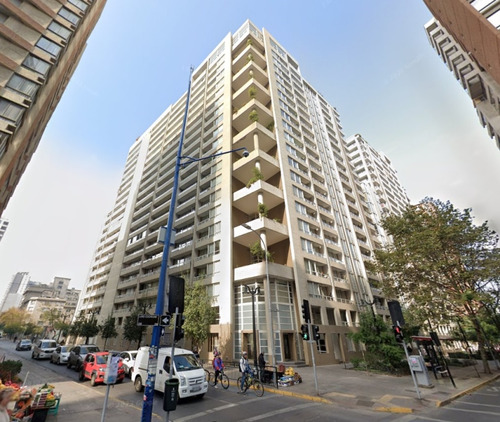 Depto. 1 Dorm. A Pasos De Metro Moneda