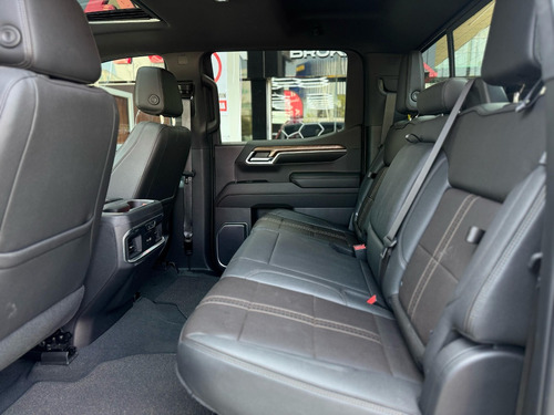 Chevrolet CHEYENE HIGH COUNTRY PLATA 2023
