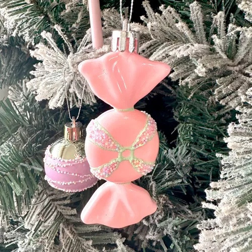 Descuento. Aplicable A: Caja Dulces Macaron Rosa Con