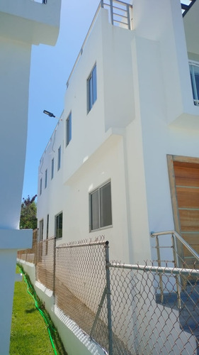 Se Vende Hermosa Villa En Costambar Puerto Plata