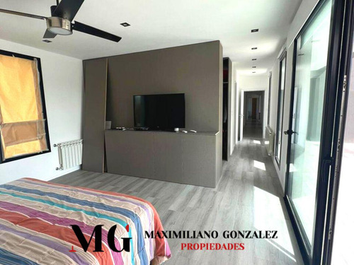 Casa En Venta, 5 Ambientes - Fincas De San Vicente Sporting, Barrio Cerrado