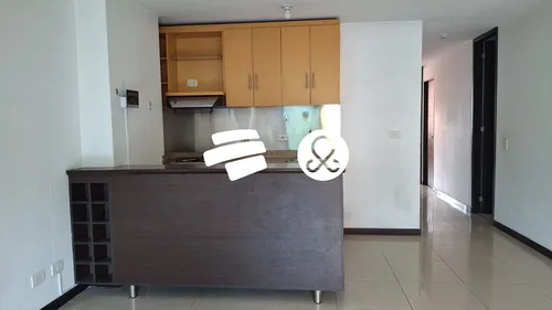 Vendo Apartamento En El Corazón De Laureles.