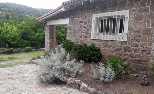 Hermosa Casa 4 Habitaciones 3 Baños. Excelente 3500m Terreno