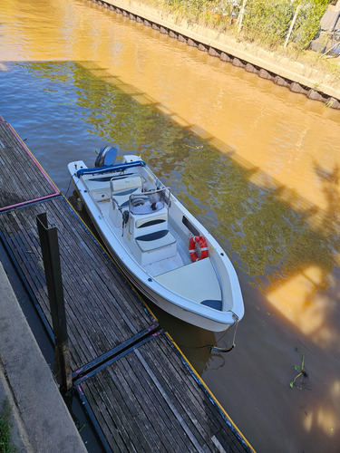 Traker Prinz 535, Motor Yamaha 60hp + Cama Nautica
