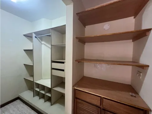 Apartamento Para Remodelar Oviedo En El Poblado Con Increible Terraza