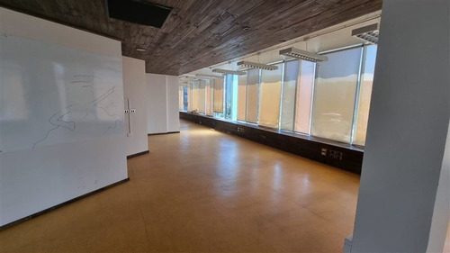 Imagen 4 de 13 de Oficina En Arriendo En Providencia
