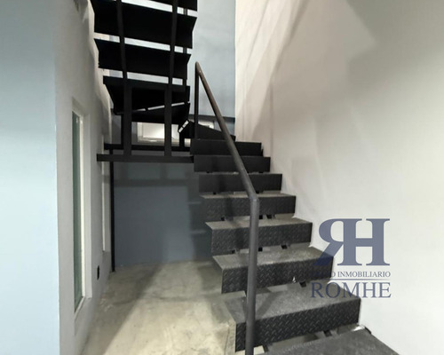 Casa Con Uso De Suelo En Del Valle En Venta, Benito Juarez