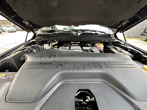RAM Ram 2500 6.7 Laramie Cab. Dupla 4x4 Aut. 4p