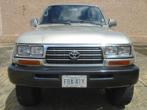Imagen 2 de 15 de Toyota Autana - Sincronica