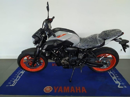 Imagem 1 de 3 de Yamaha Mt-07 Abs Cinza 2022