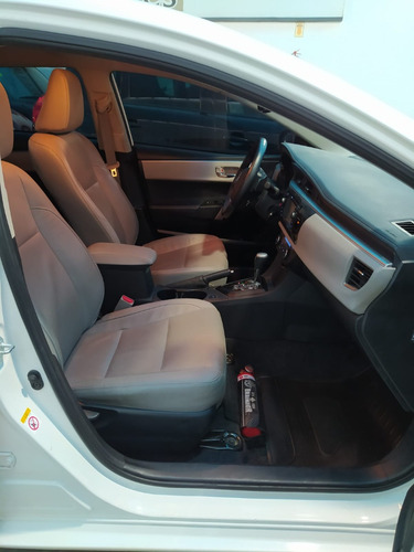 Imagen 11 de 15 de Toyota Corolla Xei Pack A/t 2016 Excelente Estado De Uso !!!