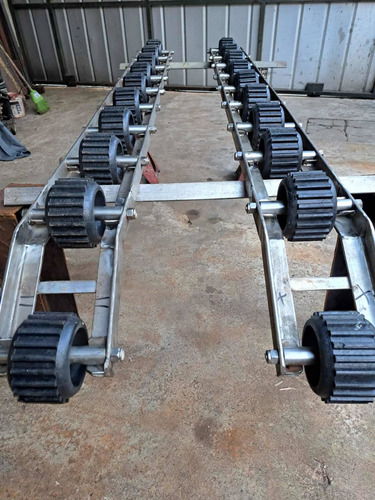 Imagen 6 de 7 de Rodillo Para Cama De Trailer Lancha Moto De Agua Náutico