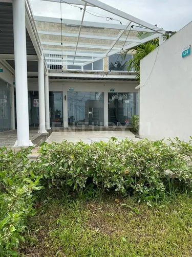 Local Comercial En Arriendo