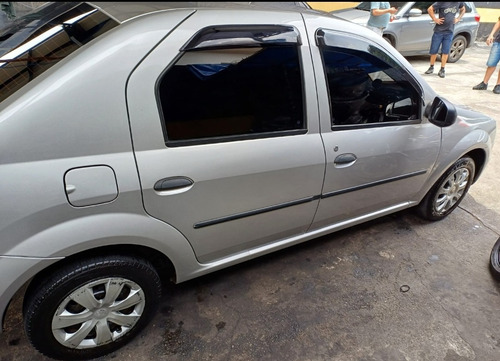 Renault Logan 1.0 16v Authentique Hi-flex 4p
