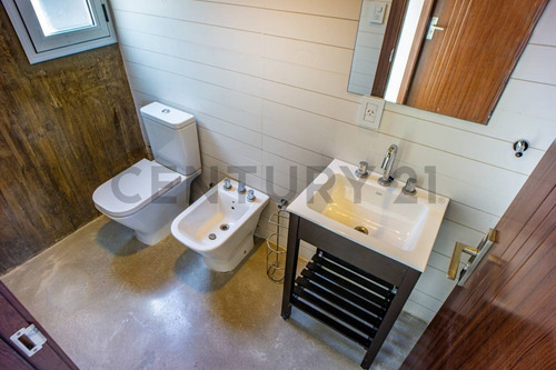 Imagen 14 de 30 de Alquiler Temporario Casa Cuatro Dormitorios Funes Hills Cadaqués Con Piscina