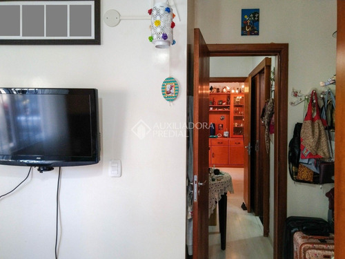 Imagem 10 de 15 de Apartamento - Sarandi - Ref: 306867 - V-306867